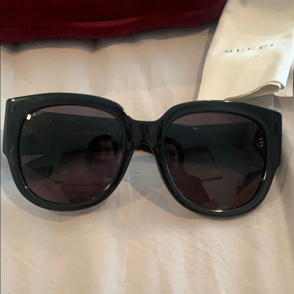 Gucci SunglassesNWOT - Picture 7 of 16